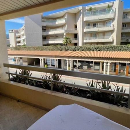 Confortable Appartement A Cavalaire-Sur-Mer Luaran gambar