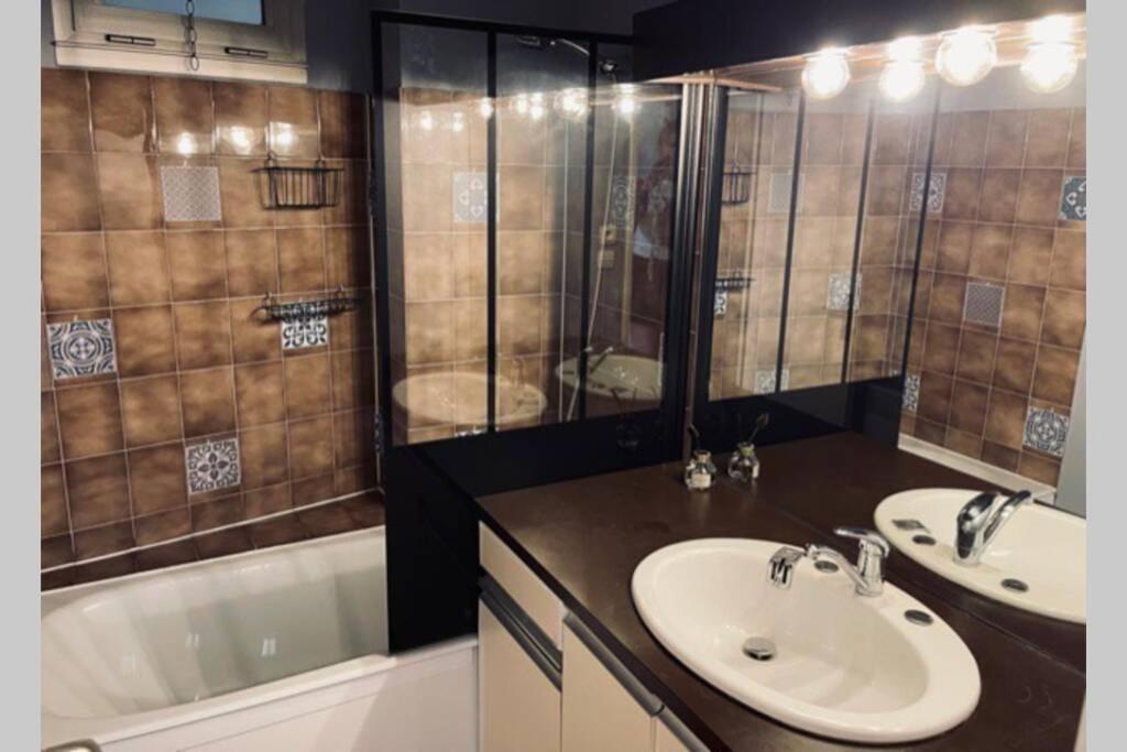 Confortable Appartement A Cavalaire-Sur-Mer Luaran gambar